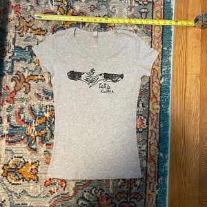 ADORABLE “let’s cuttle” cuttlefish heather grey slim fit large v neck tee shirt